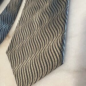 Elegant subtle green and gold Men's Tie